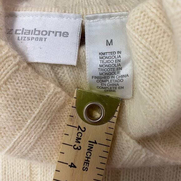 Liz Claiborne Sweater Women M Turtleneck Cream Rabbit Hair Wool Blend Soft Cozy - Picture 12 of 16